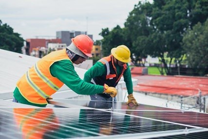 From Sun to Socket: How Solar Energy Is Reshaping Residential Power Consumption